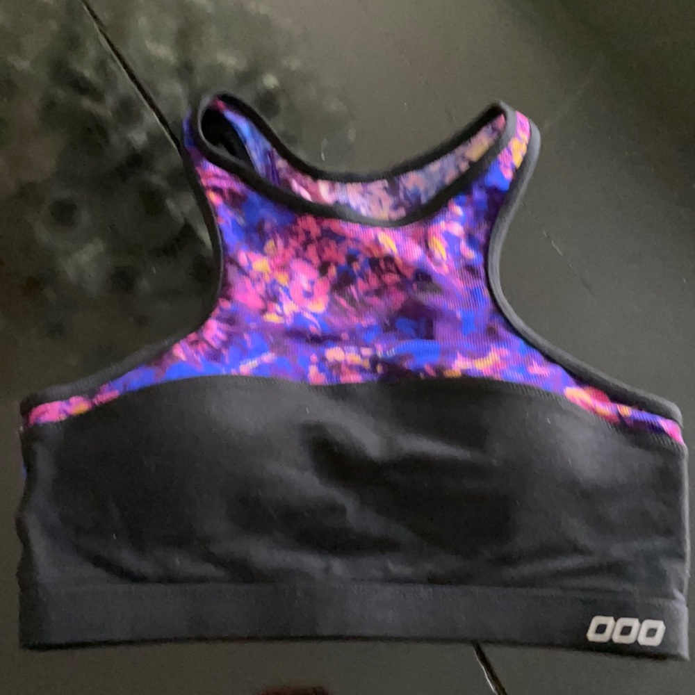 Lorna Jane high neck sports bra